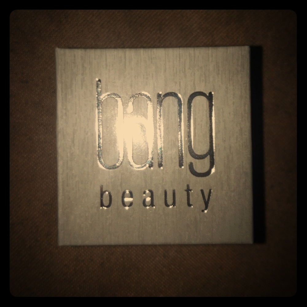 5/25 Bang beauty
